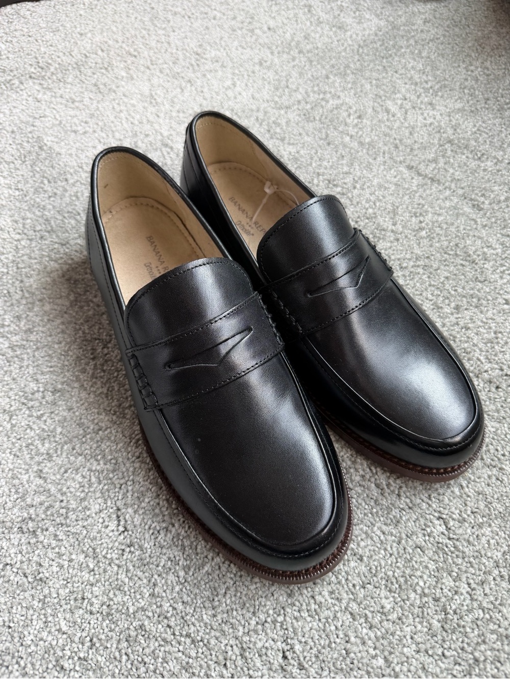 Banana Republic O’Rourke Black Leather Penny Loafers Men’s 8 NWT